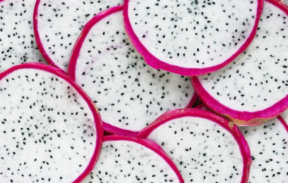 Can Cats Eat Dragon Fruit? Is it Safe if They Do?